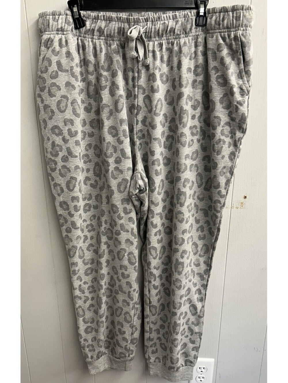 Mudpie Sweatpants.  Gray With Animal Print. Size Ladies XL. New No Tag